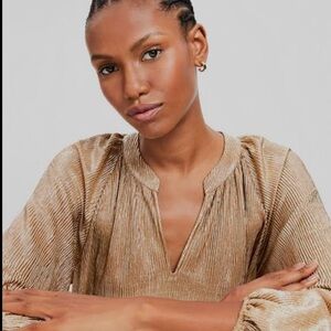 NWT LOFT Gold Lemay Long Sleeve Blouse. Medium